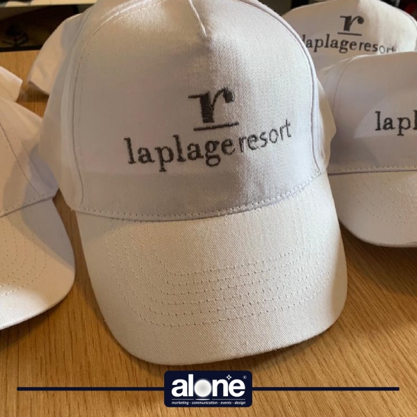 la-plage-cappelli-ricamo3-01
